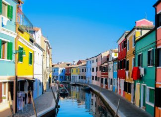 The Average Sleep Schedule Of Italian Children Will Shock You